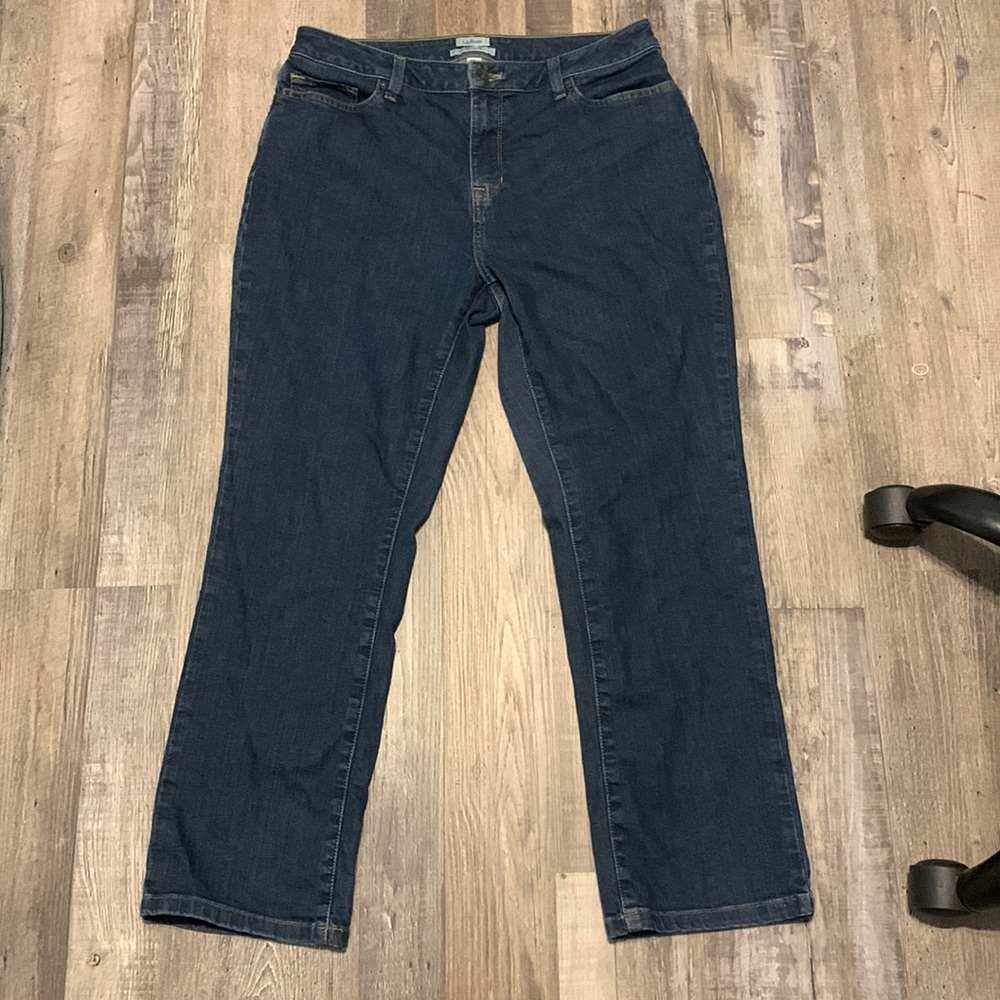 5/$25 men’s L.L bean dark wash jeans